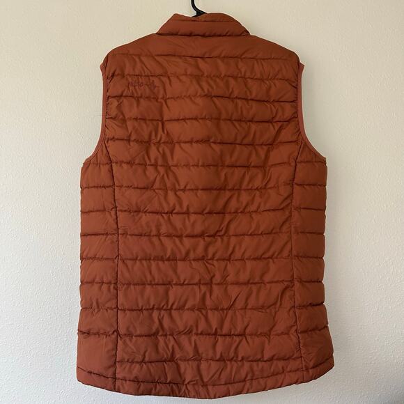 Pulse Full-Zip Puffer Vest in Rust Quilted Vest - Picture 9 of 13